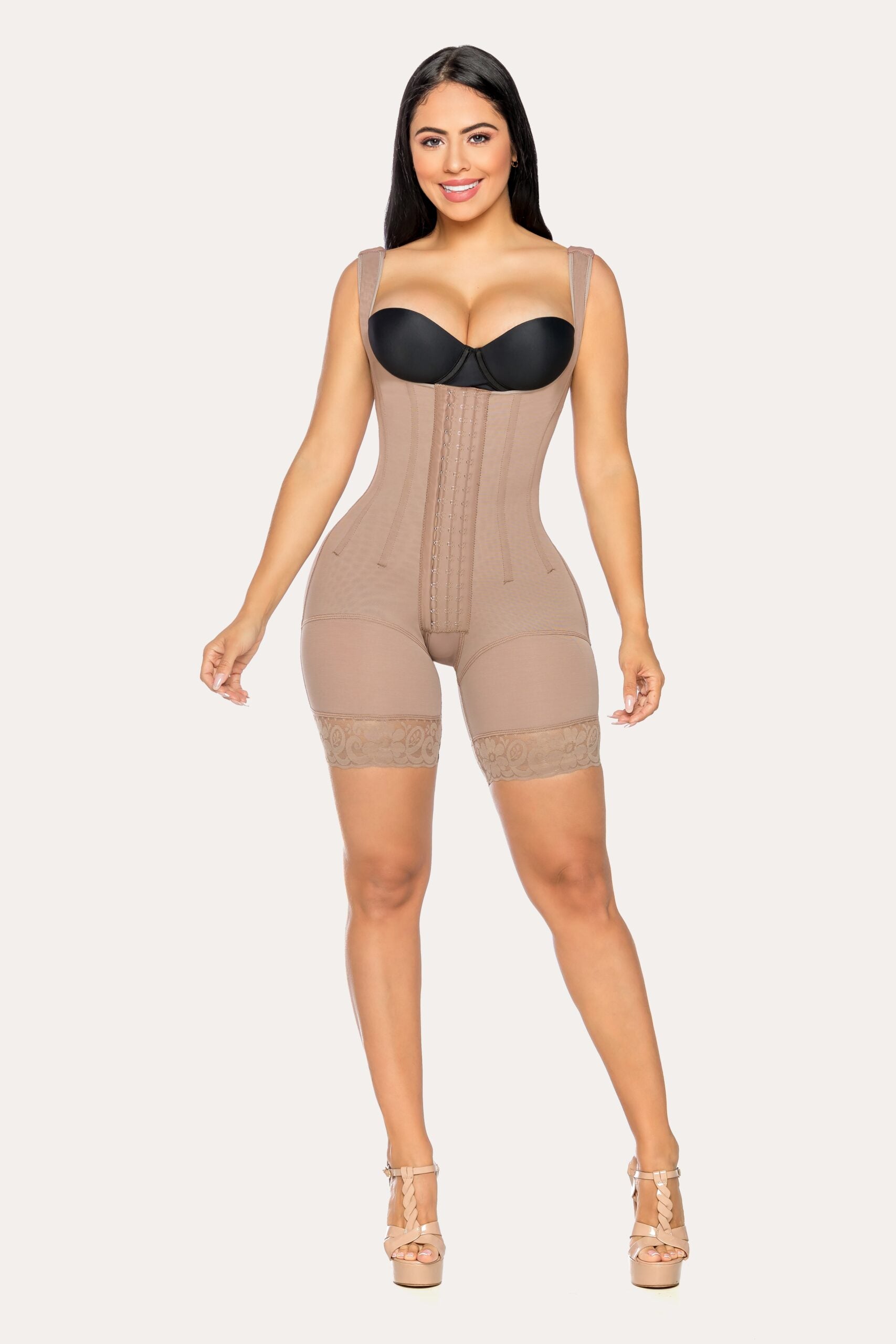 Faja 7153 Reductora Levantacola | Faja Moldeadora con 7 Varillas y Realce Natural