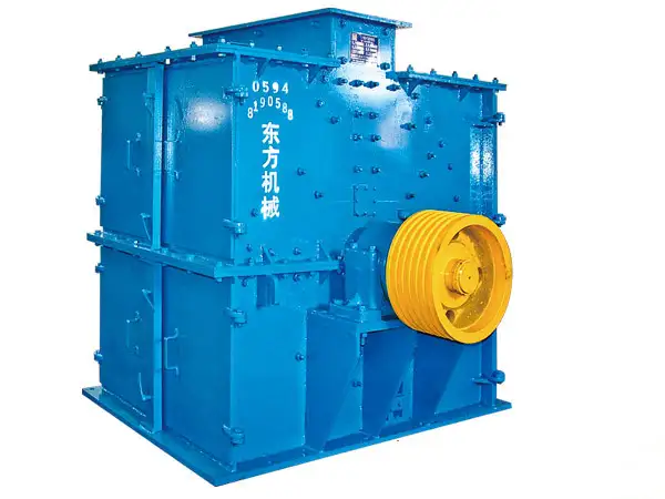 CP型細(xì)碎錘式破碎機(jī)