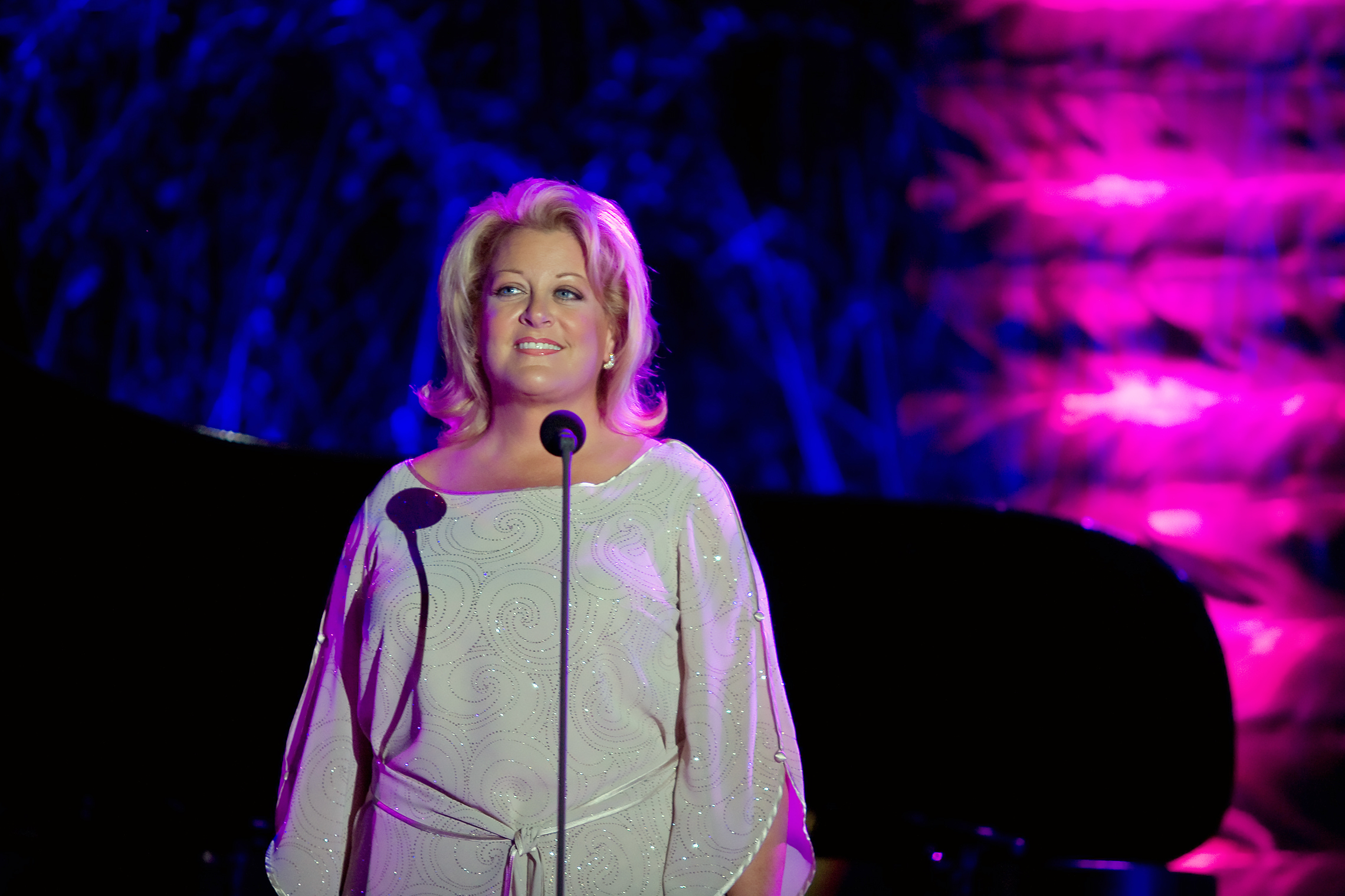 Opera star Deborah Voigt sings at the Academy's open-air concert in Hawaii.