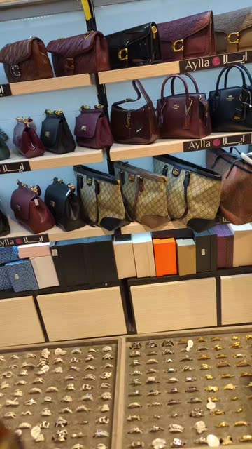 شنط تقليد ماركات ايلا بوتيك