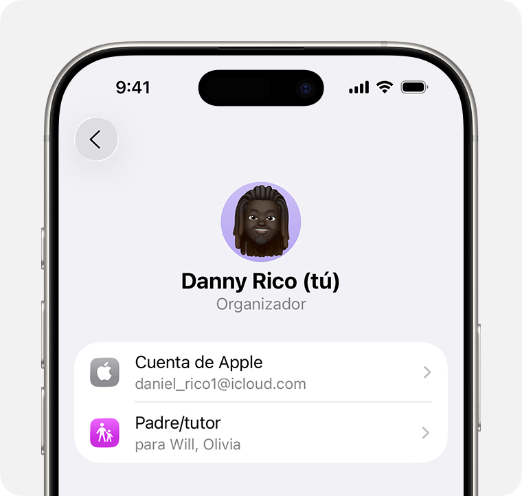 Pantalla de iPhone en la que se muestra una cuenta de Apple para un representante de la familia.