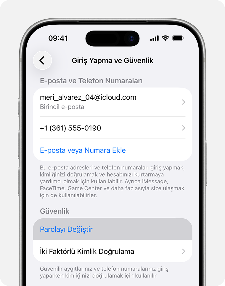 Ayarlar'daki Parolayı Değiştir düğmesinin gösterildiği iPhone