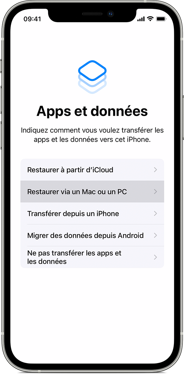 Un iPhone affichant l’écran Apps et données avec l’option « Restaurer via un Mac ou un PC » sélectionnée.