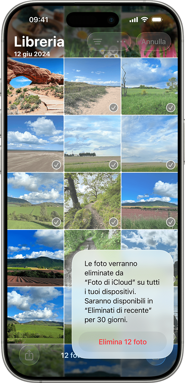 iPhone che mostra più foto selezionate nell'app Foto