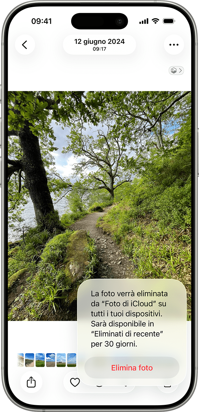 iPhone che mostra l'opzione Elimina foto