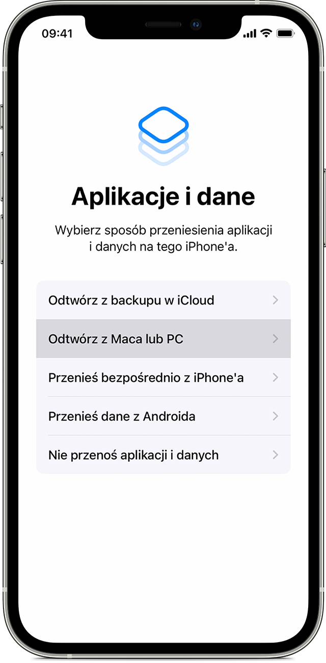 iPhone wyświetlający ekran Aplikacje i dane z zaznaczoną opcją Odtwórz z Maca lub PC