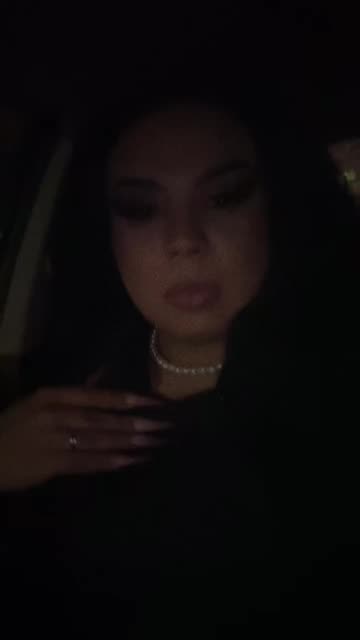 Carla 🏳️‍⚧️🏳️‍🌈❤️ (TRANS) ?