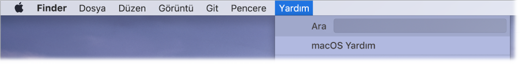 Yardım menüsü açık halde Ara ve macOS Yardım menü seçeneklerini gösteren kısmi masaüstü.