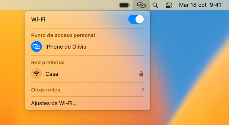 Pantalla de un Mac con el menú de la conexión Wi-Fi en el que se muestra la función “Compartir internet” conectada a un iPhone.