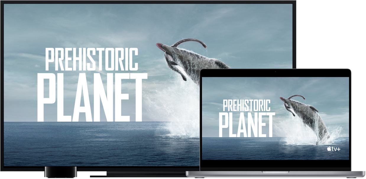 MacBook Pro 内容通过 Apple TV 镜像到高分辨率大屏电视上。