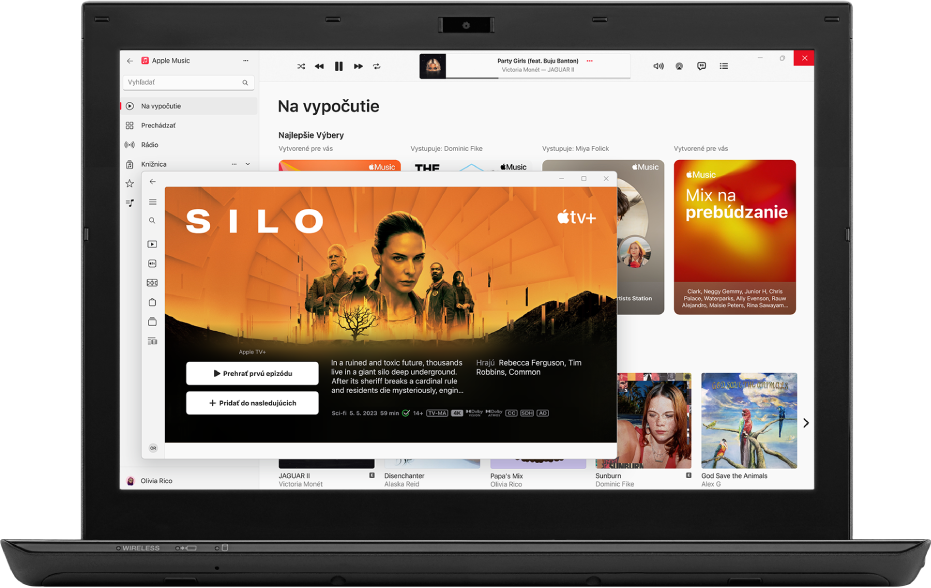 PC s otvorenými apkami Apple TV a Apple Music.