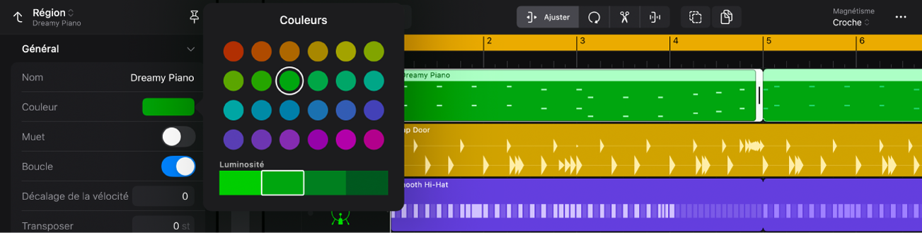 Région sélectionnée et inspecteur ouvert, avec la palette de couleurs ouverte.