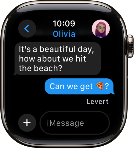 En samtale med meldinger. App-knappen og meldingsfeltet er nederst.