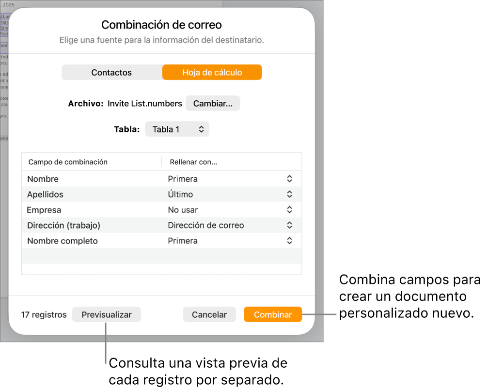 Panel Combinación de correo abierto, con opciones para cambiar el archivo o la tabla de origen, previsualizar los nombres de los campos de combinación o los registros individuales, o combinar el documento.