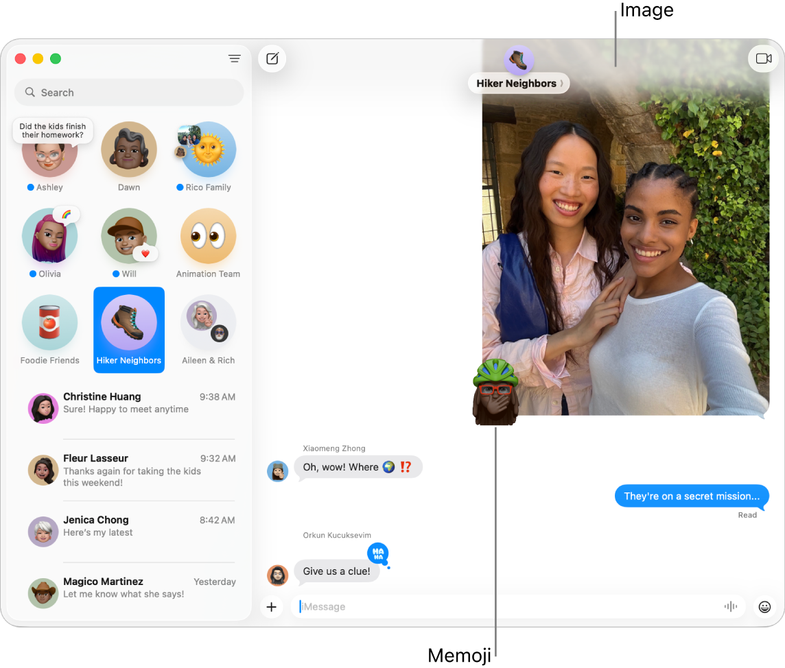 La fenêtre Messages avec plusieurs conversations dans la barre latérale de gauche, ainsi qu’une transcription sur la droite. Quelques éléments sont mis en évidence dans la transcription : un Tapback au-dessus d’une conversation épinglée à gauche, une image et un Memoji à droite et un autocollant animé dans le coin inférieur droit. Cliquez sur le bouton Apps en bas de la fenêtre pour ajouter des photos, des vidéos, des #images, des autocollants et des effets de message.