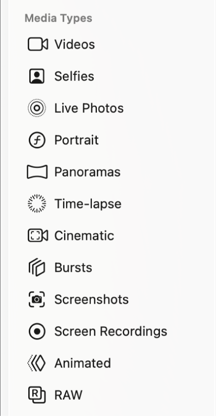 الشريط الجانبي لتطبيق الصور يعرض المجموعات المختلفة في أنواع الوسائط.