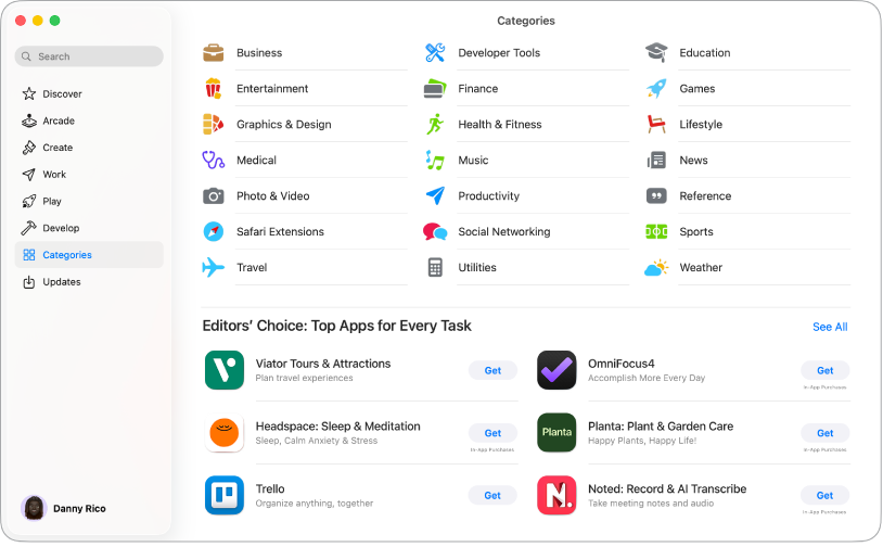 نافذة App Store تعرض حقل البحث وفئات التطبيقات.