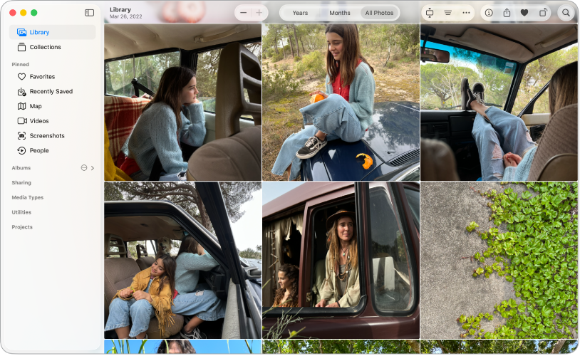 Rakenduse Photos aknas kuvatakse jaotist Library, kust saate vaadata fotosid aastate või kuude alusel või kõiki fotosid. Samuti võite valida küljeribalt erineva kollektsiooni.
