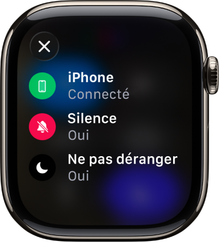 Les détails de l’état affichant l’iPhone connecté, la localisation en cours d’utilisation par Messages, le mode Silence activé et Ne pas déranger activé.
