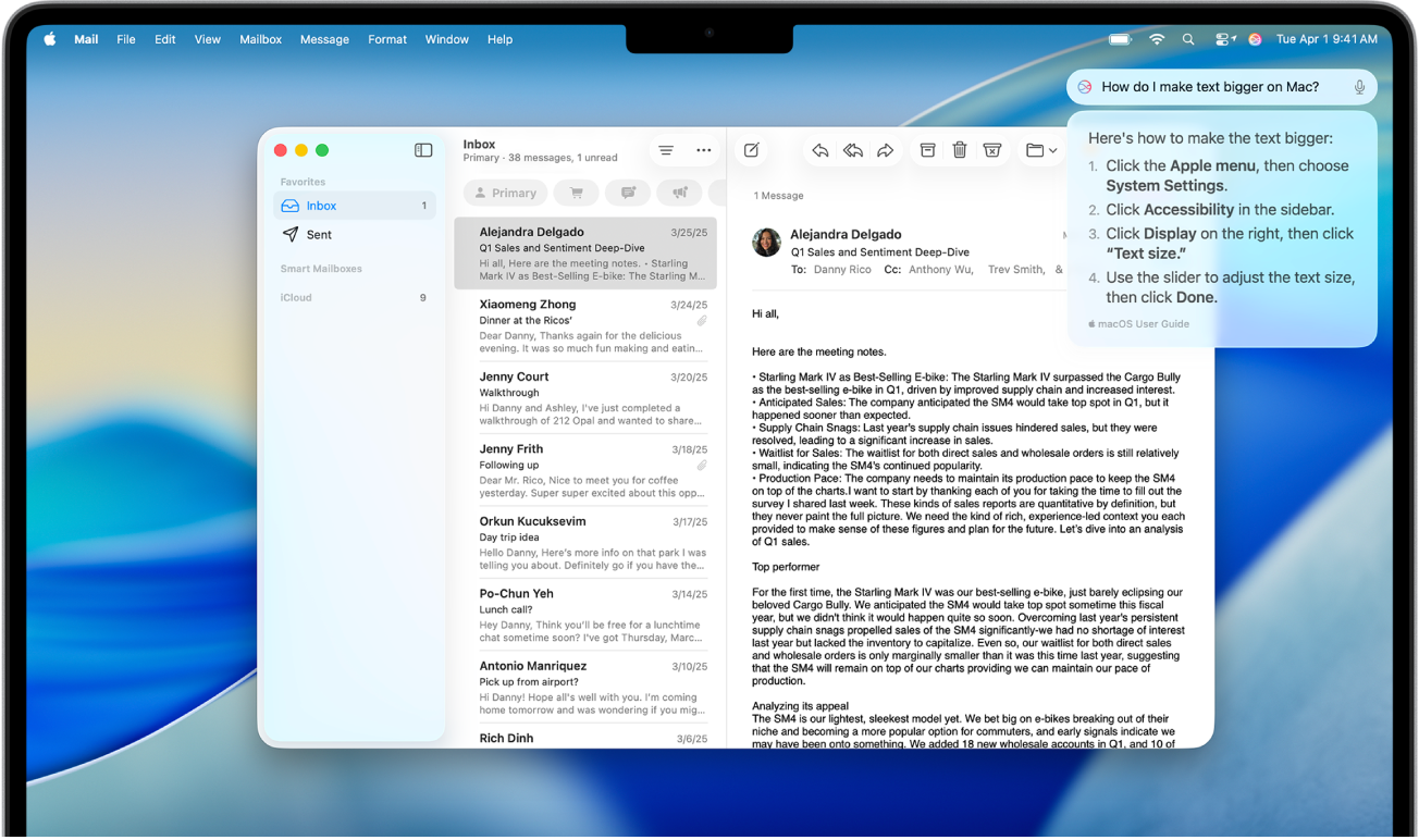 سطح مكتب Mac يعرض أيقونة Siri في شريط القوائم وحقل الكتابة إلى Siri مع سؤال حول Mac. تحت ذلك، توجد إجابة من Siri.