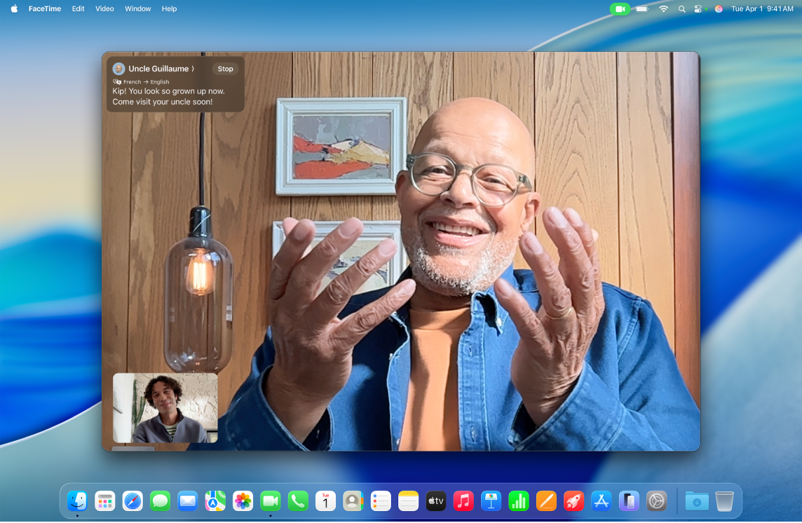 2人の人の通話が表示されているMacのFaceTimeウインドウ。FaceTimeウインドウの左上に、話している人の発言のライブ翻訳されたキャプションが表示されています。