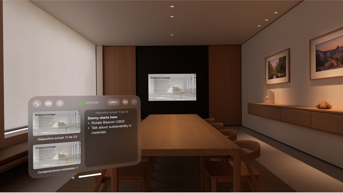 App Keynote del Apple Vision Pro con el ambiente de sala de conferencias y la pantalla del presentador vista desde la posición del espectador.