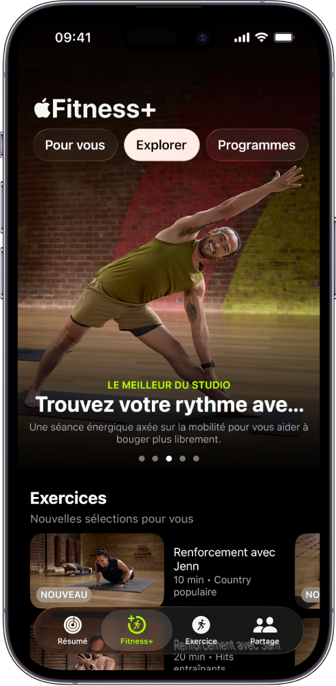 L’écran Explorer d’Apple Fitness+ affichant un exercice recommandé. De nouveaux exercices apparaissent en bas de l’écran.