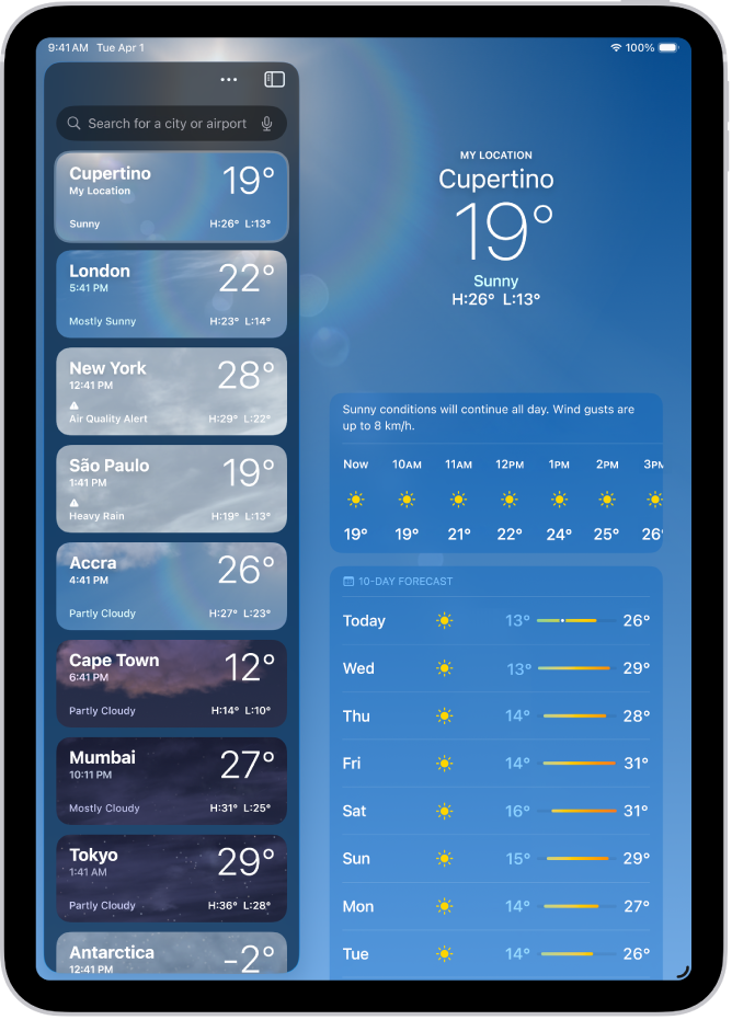 സ്ക്രീനിന്റെ ഇടതുവശത്തുള്ള സൈഡ്ബാർ കാണിക്കുന്ന കാലാവസ്ഥ സ്ക്രീൻ. സൈഡ്ബാറിൽ നിലവിലെ സമയം, താപനില, പ്രവചനം, ഉയർന്നതും താഴ്ന്നതുമായ താപനില എന്നിവ കാണിക്കുന്ന നഗരങ്ങളുടെ ലിസ്റ്റ്. ലിസ്റ്റിന്റെ മുകളിൽ, എന്റെ ലൊക്കേഷൻ സെലക്റ്റ് ചെയ്തിരിക്കുന്നു, സ്ക്രീനിന്റെ വലതുവശത്ത് ആ ലൊക്കേഷന്റെ കാലാവസ്ഥ പ്രവചനവും അവസ്ഥയും.