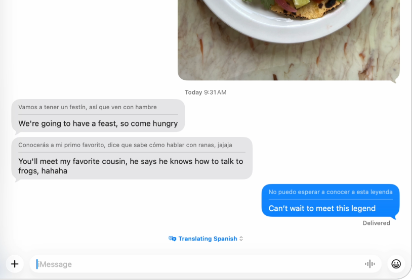 A Messages app window showing a message being translated from Spanish to English.