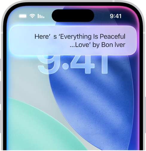 בחלקו העליון של מסך ה-iPhone מופיעה תגובה מ-Siri.