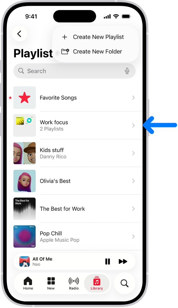 Плейлисттер тізімін көрсетіп тұрған «Медиатека» қойындысы. Жоғарғы жақтағылар — жаңа плейлист жасау немесе жаңа қалта жасау түймелері Көк көрсеткі «Жұмыс» зейіні деп аталатын плейлист қалтасын көрсетіп тұр.