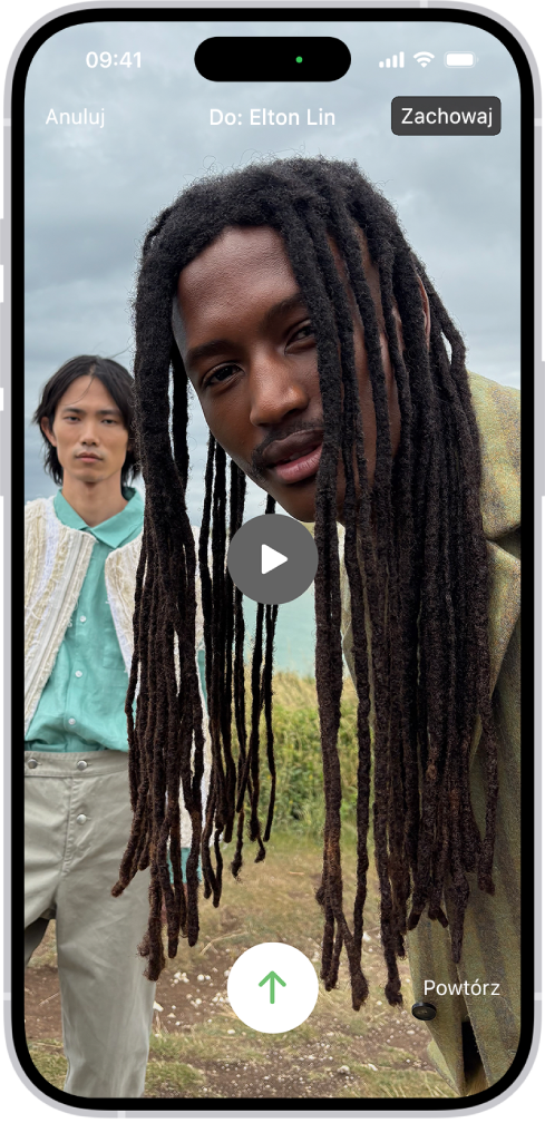 Ekran wysyłania nagranej wiadomości wideo do osoby, która nie odebrała połączenia. W lewym górnym rogu jest przycisk Anuluj. W prawym górnym rogu jest przycisk Zachowaj do zachowywania wiadomości wideo w aplikacji Zdjęcia. Na środku ekranu jest Odtwórz, który umożliwia podgląd wiadomości wideo przed wysłaniem. Na dole znajduje się przycisk Wyślij oraz przycisk Powtórz.