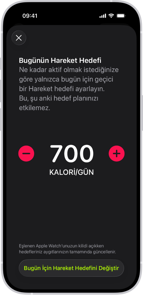 Hareket hedefini haftanın gününe göre artırma veya azaltma düğmelerini gösteren Fitness Hareket Hedefi Planı ekranı.