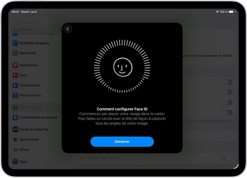 L’écran de configuration de la reconnaissance de Face ID. Un visage souriant est affiché à l’écran. Un cercle l’entoure. Le texte indique à l’utilisateur qu’il doit déplacer lentement sa tête de façon à remplir le cercle. Un bouton s’affiche pour Premiers pas vers le bas de l’écran.