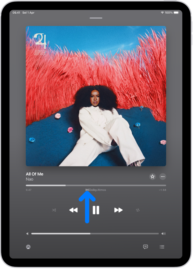 Layar Sedang Diputar menampilkan ikon Dolby Atmos untuk track yang sedang diputar.