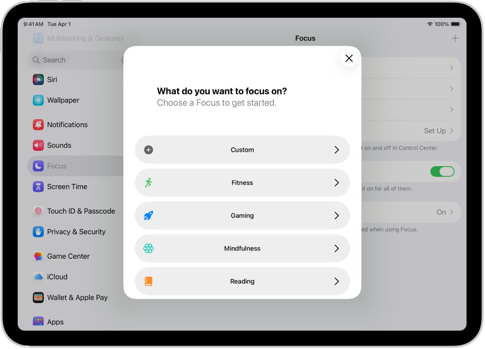 Focus iestatīšanas ekrāns papildus piedāvātajām Focus opcijām, tostarp Custom, Fitness, Gaming, Mindfulness un Reading.