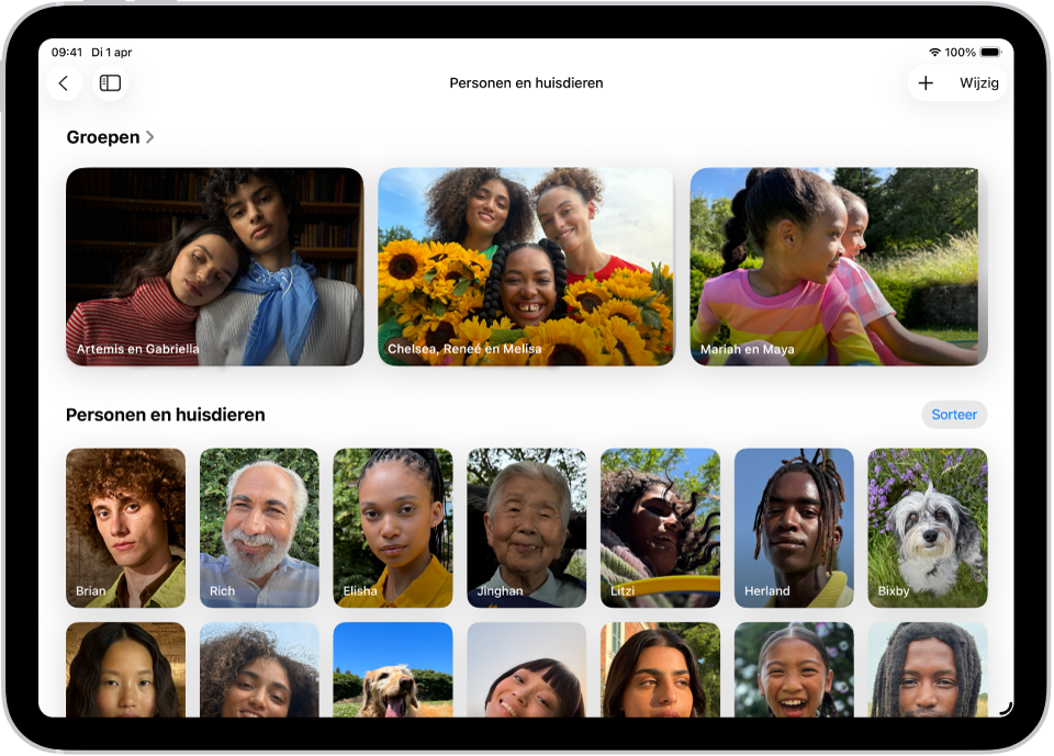 Het scherm 'Personen en huisdieren' in de Foto's-app. Boven in het scherm staat een rij met groepen en daaronder staan afzonderlijke personen en huisdieren.