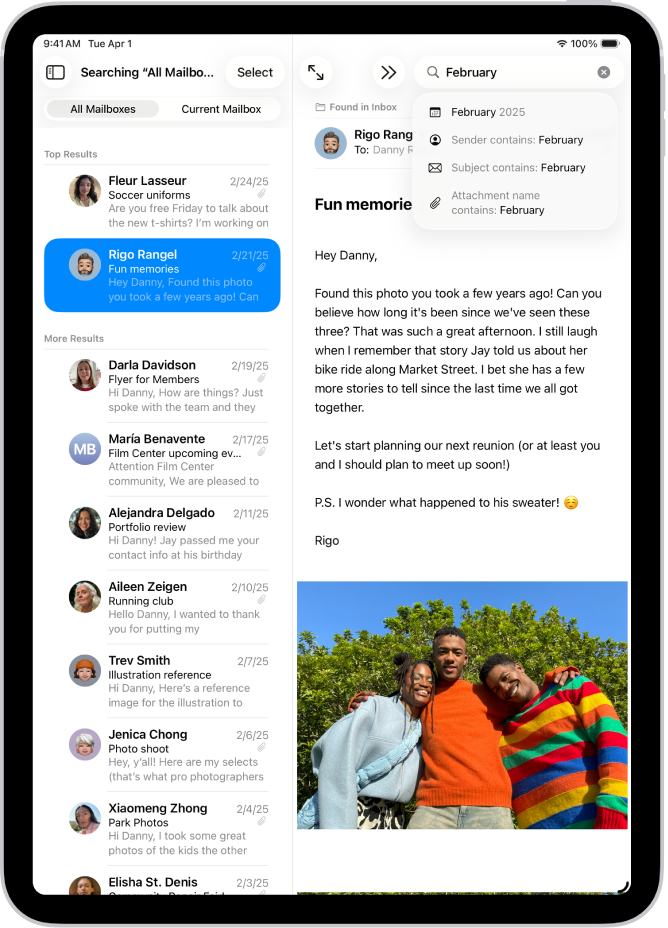 V apke Mail je otvorená správa a vpravo hore sa zadávajú hľadané výrazy.