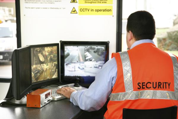 Alerts and data in SIS