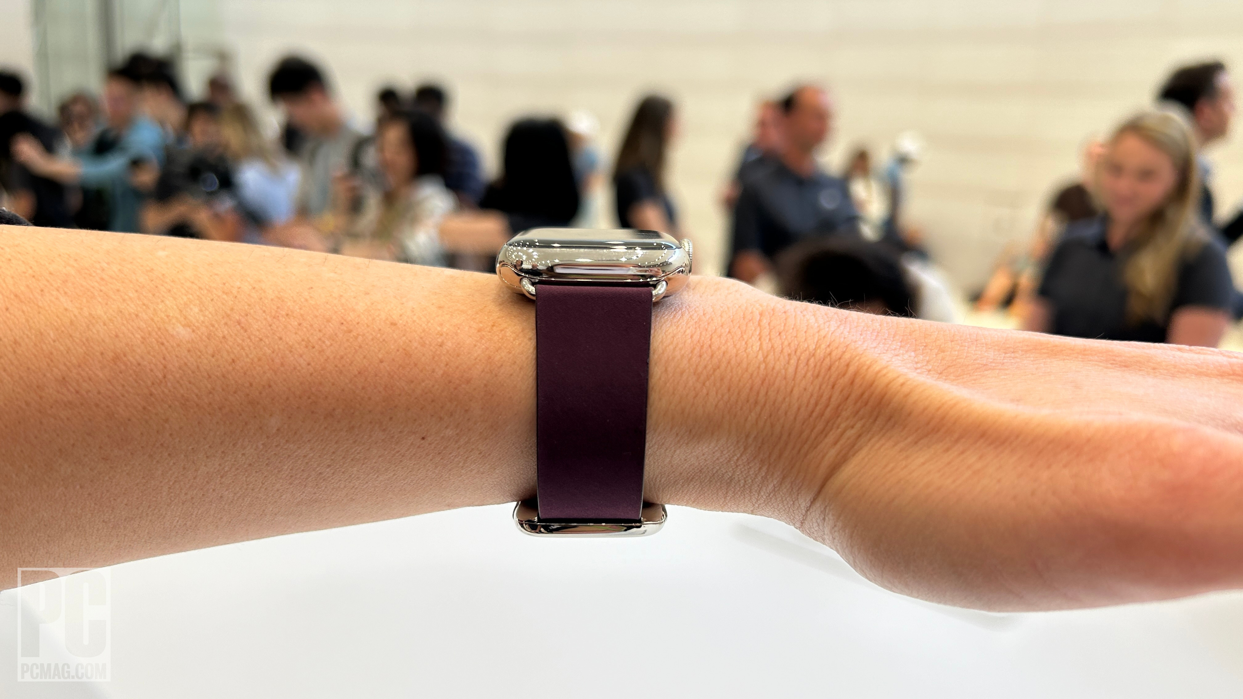 Modern Buckle strap on a stainless steel Series 9