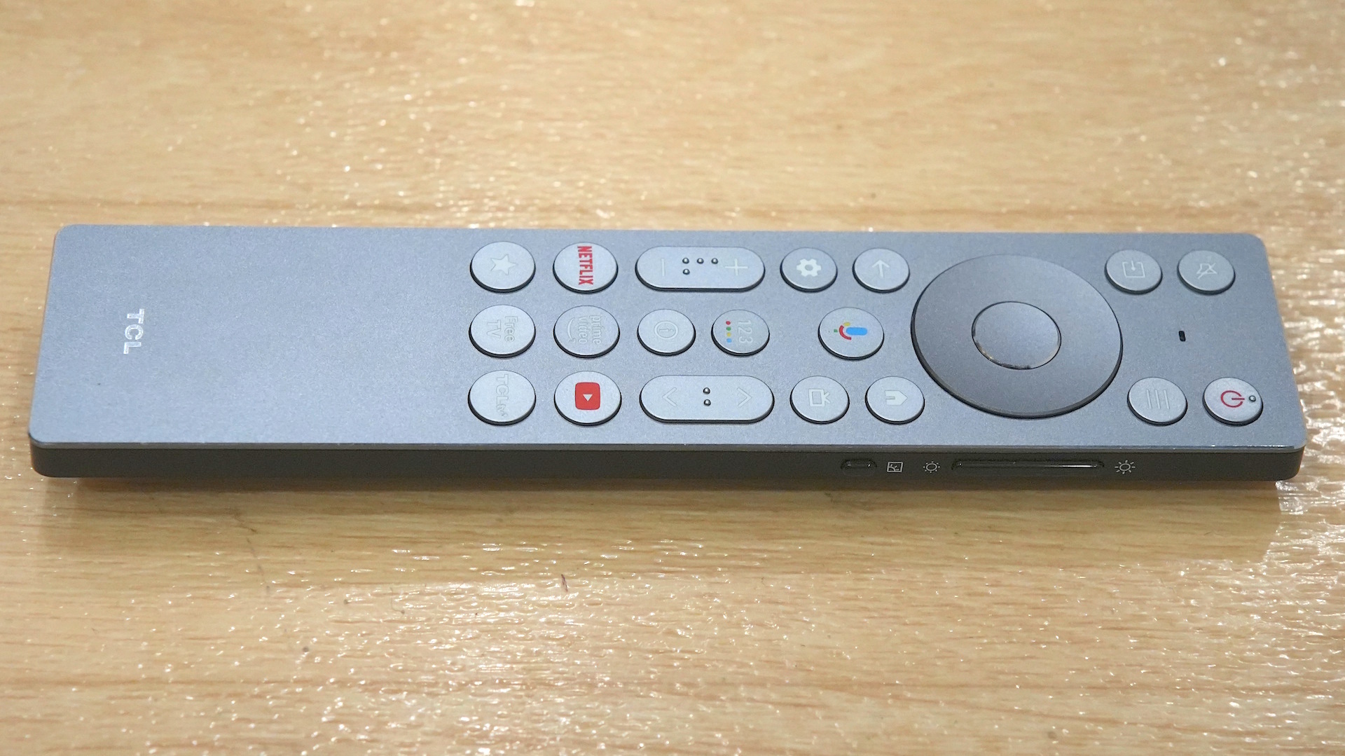 TCL QM8L remote