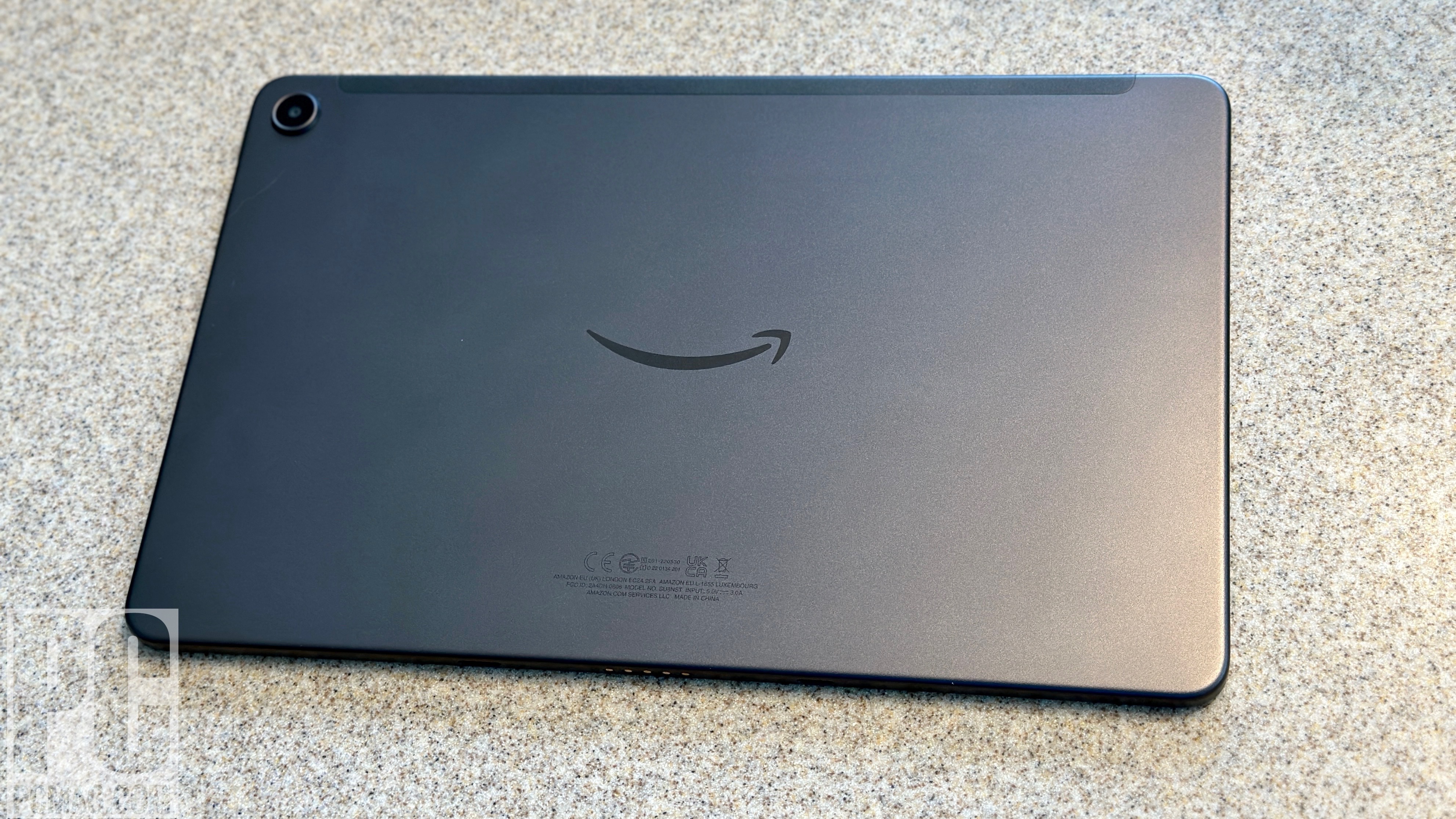 Fire Max 11 rear panel