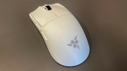 Razer Viper V4 Pro 7