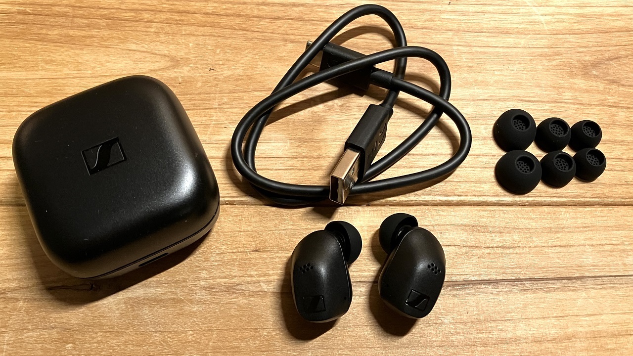 Sennheiser Accentum True Wireless earbuds and accessories