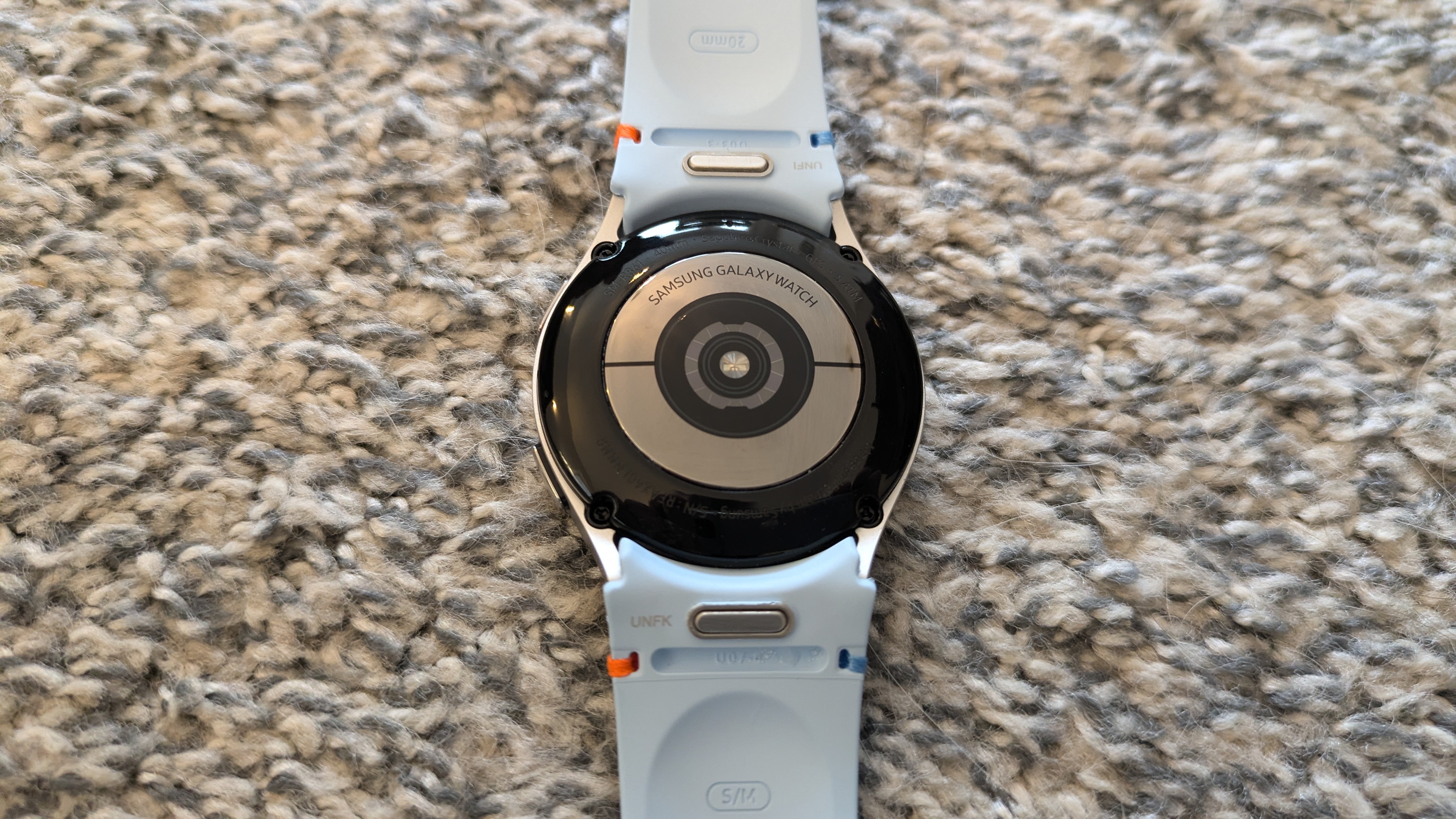 Bottom of the Galaxy Watch FE