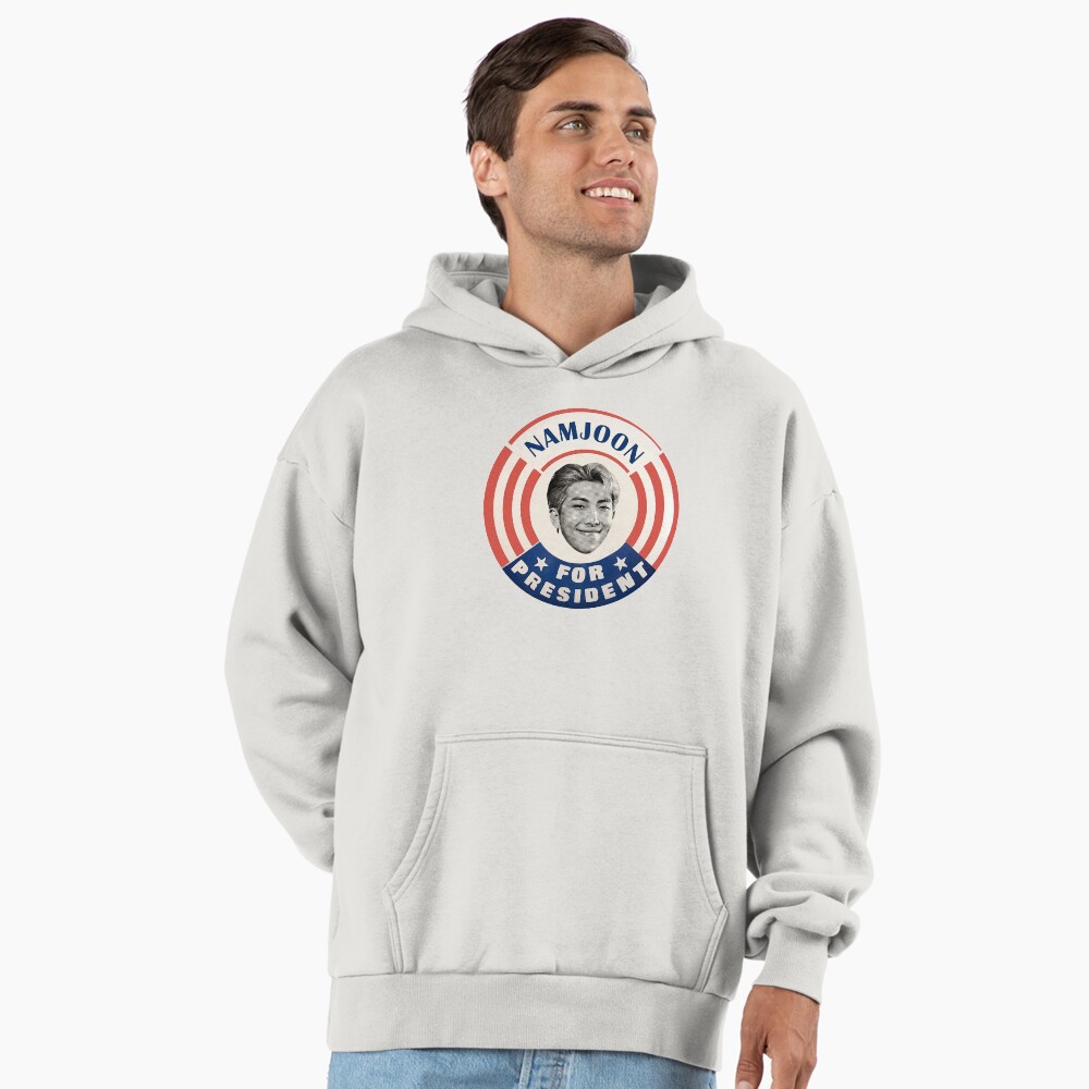 Vista previa del artículo con la obra «Sudadera con capucha oversize prémium», diseñado y vendido por laurentine.