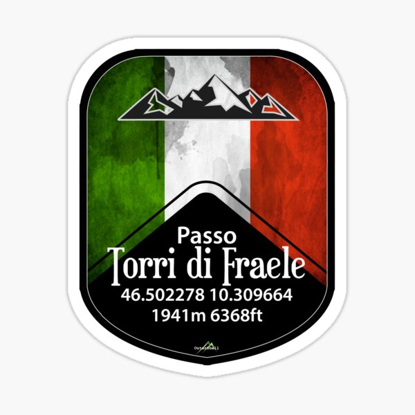 Aperçu de l'œuvre Passo Torri di Fraele Italie T-shirt et autocollant créée et vendue par OuterShellUK.