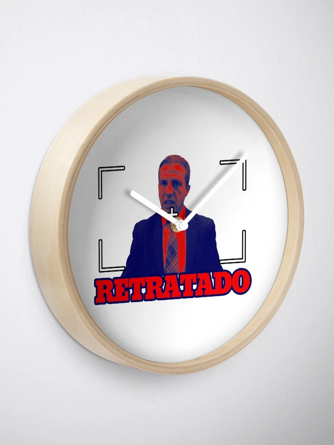 Imagen 1 de 4, Reloj con la obra Cristobal Soria Retratado, diseñada y vendida por Stego1989.