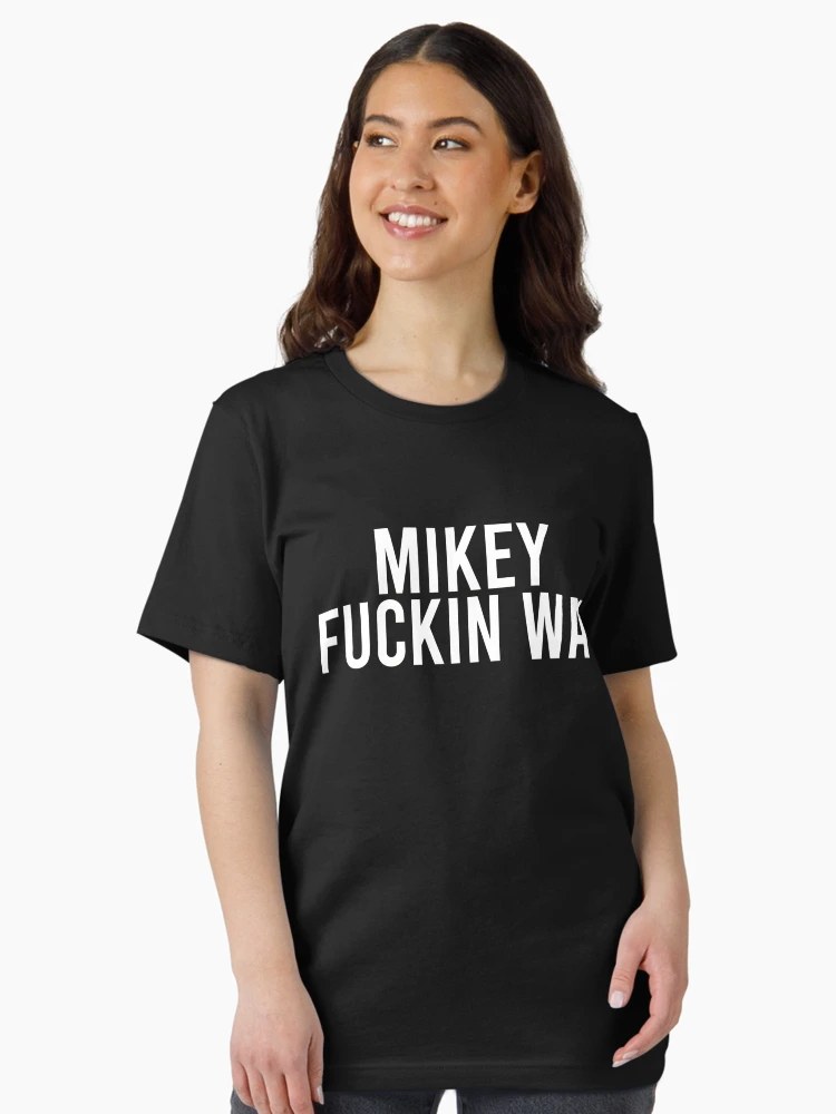 Imagen 3 de 7, Camiseta esencial con la obra Mikey F * ckin Way, diseñada y vendida por maddylovesolive.