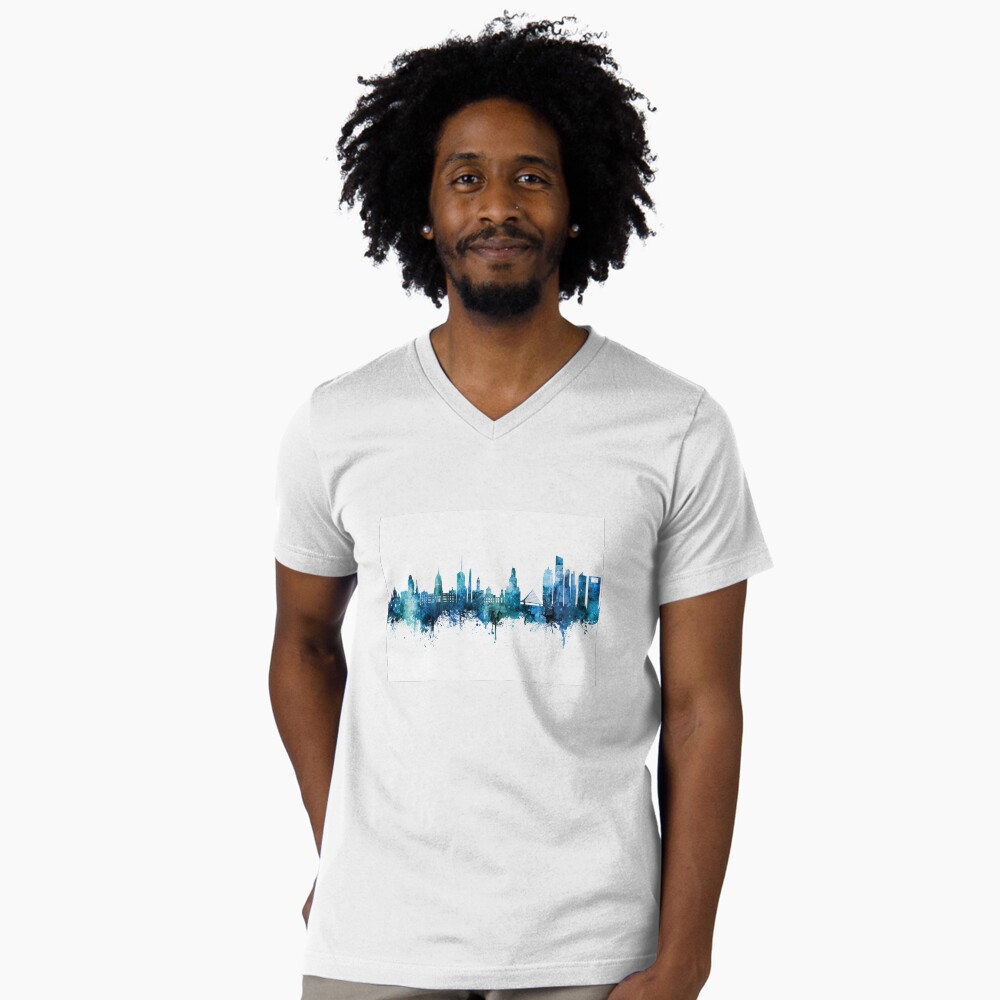 Aperçu de l'œuvre T-shirt col V créée et vendue par ArtPrints.